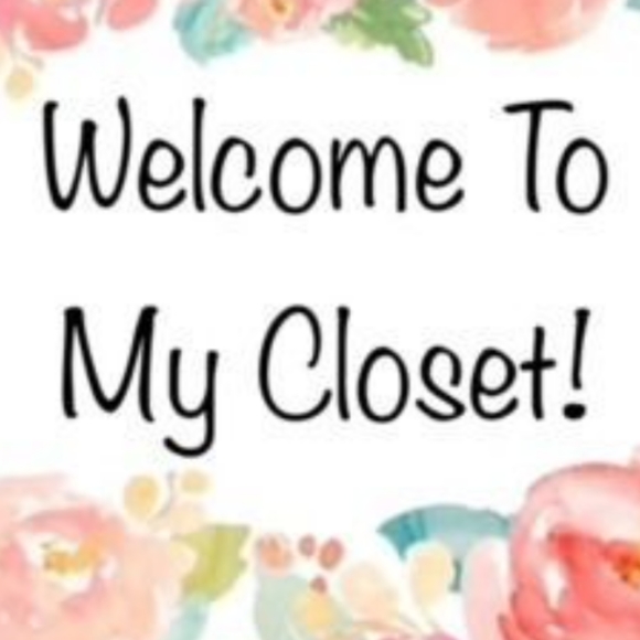 ✨ WELCOME TO MY CLOSET 💛!!! - Picture 1 of 9